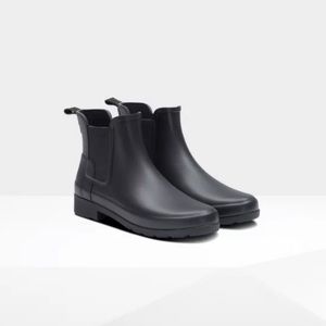 Women's Refined Slim Fit Chelsea Boots